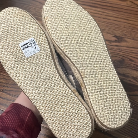 Toms Brown Slip On Espadrilles - Picture 5 of 5